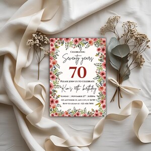 Modèle modifiable d'invitation pour le 70e anniversaire | Invitation florale minimaliste d'anniversaire pour des femmes | Conception imprimable de fleurs aquarelles roses