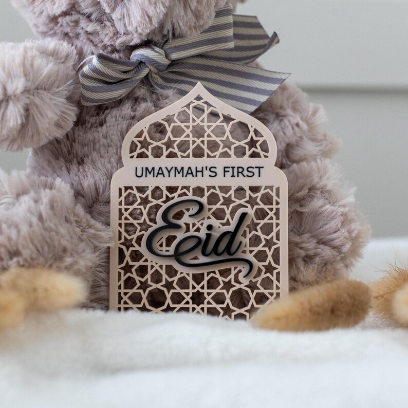 Personalised Baby's My First Eid Plaque, Acrylic Baby Milestone Keepsake Photo Prop image 2