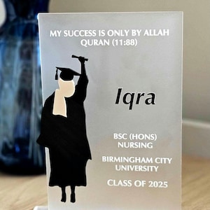 Personalised Graduation Gift For Her,  Muslim Female Graduation Frame/Plaque, Class of 2026