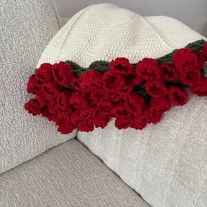 手作りかぎ針編みのバラの花束ブランケット、かぎ針編みの花束ブランケット、柔らかいブランケット、母の日ギフト、結婚祝い、お母さんへのギフト