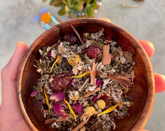 Cosmic Mother Tea Blend // hormone supporting.nerve calming. immune boosting Love in a Cup