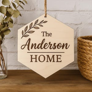 Custom Family Name Door Sign/Personalized Wooden Name Sign/Custom Welcome Front Door Signs/Home Decor/Apartment Door Signs/Office Door Signs