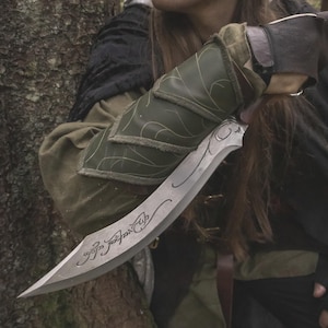 High Elven Leather Bracers – Fantasy Arm Guards for LARP, Cosplay & Renaissance Fairs