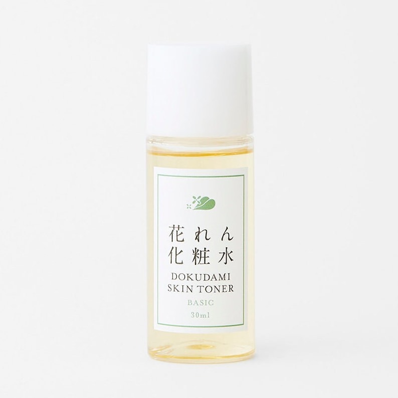 Japanese Traditional Dokudami Toner 30ml image 1