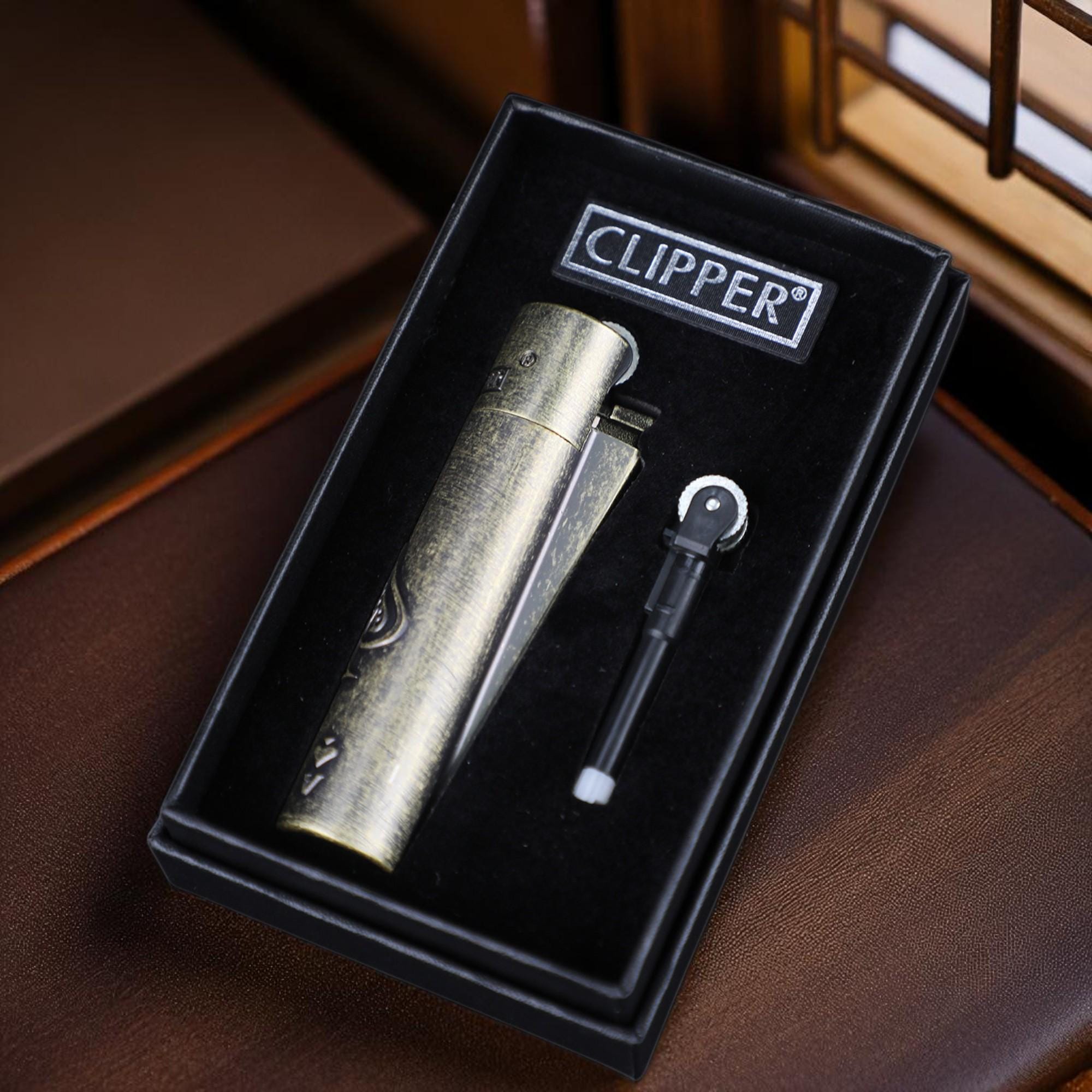 cigarette lighter clipper Retro Bronze Clipper Lighter: Windproof Flint Wheel, Refillable