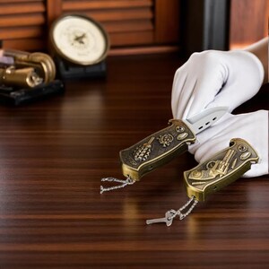Encendedor multifuncional de metal resistente al viento con cuchillo y abrebotellas / Regalo recargable portátil para hombres / Encendedor de supervivencia