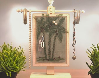 Organizador de pendientes con marco de madera, soporte de sobremesa para joyas, diseño de palmeras pintado a mano, ideal como regalo para mujeres.