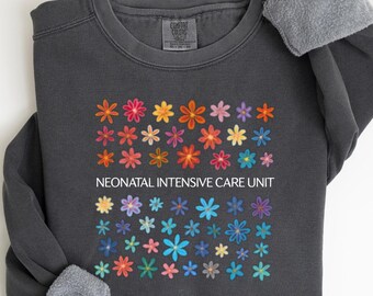 Camiseta floral de enfermera de la UCIN, camiseta de enfermera de la UCI neonatal, regalo para enfermera de la UCI neonatal, camiseta con lazo coqueto de la UCIN, camiseta rosa de la UCIN.