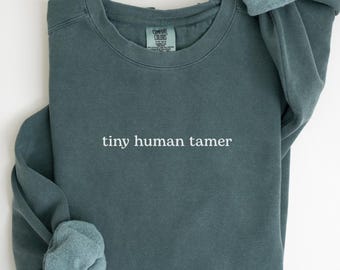 Maglietta Comfort Colors® Tiny Human Tamer, Maglietta per insegnanti di asilo nido, Maglietta per insegnanti di scuola materna, Maglietta per insegnanti di scuola materna, Maglietta per il ritorno a scuola