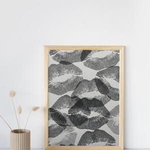 Kiss Lips Wall Art, Trending Wall Art, Lips Print, Black And White Prints, Aesthetic Digital Prints, Preppy Dorm Wall Art, Make Up Art