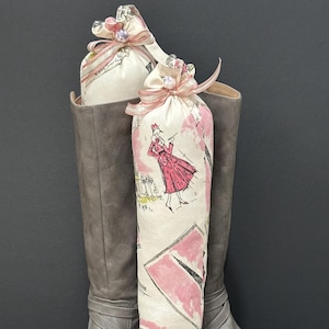 Tres Chic Boot Trees
