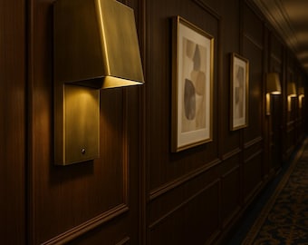 Moderne Messing-Wandleuchte – handgefertigte minimalistische Leuchte für Flur, Badezimmer, Schlafzimmer oder Wohnzimmer | Warme Industrielle Wandlampe