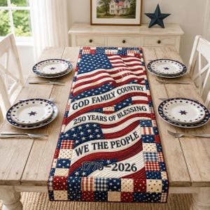 Camino de mesa America 250, decoración patriótica de Dios, la familia y la patria, camino de mesa estilo granja para el aniversario de EE. UU. (1776-2026), regalo patriótico con la bandera estadounidense