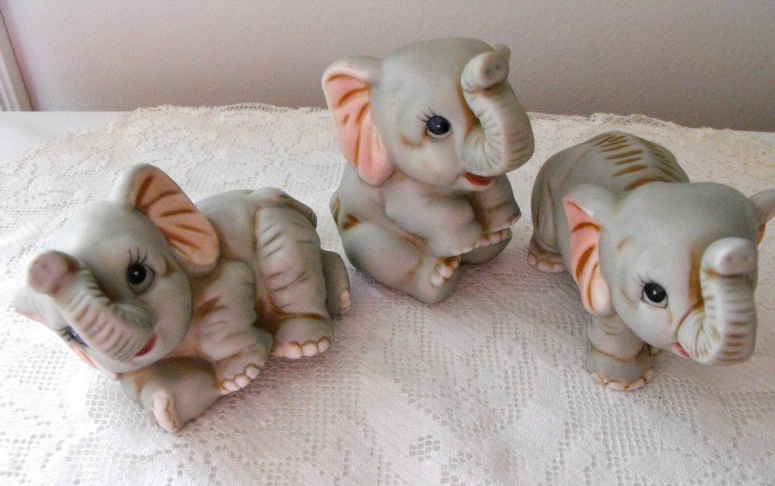 Vintage Set of 3 Baby Elephant Porcelain Figurines By Homco Etsy
