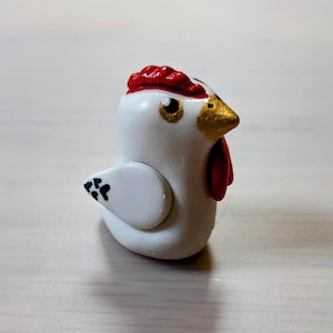 Bitty Chicken (2 colors)