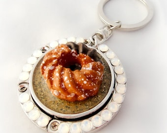 Miniature sweet kawaii keychain, doughnut deco folding purse hook