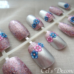 Spring flowers nail art set, handpainted nails, glitter false nail set image 4