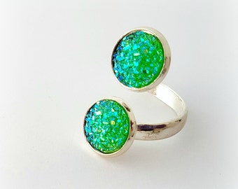 Absinthe green double ring, green druzy ring