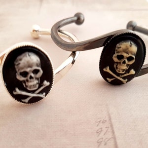 Skull cameo bracelet, pirate jewelry, gothic bracelet image 8