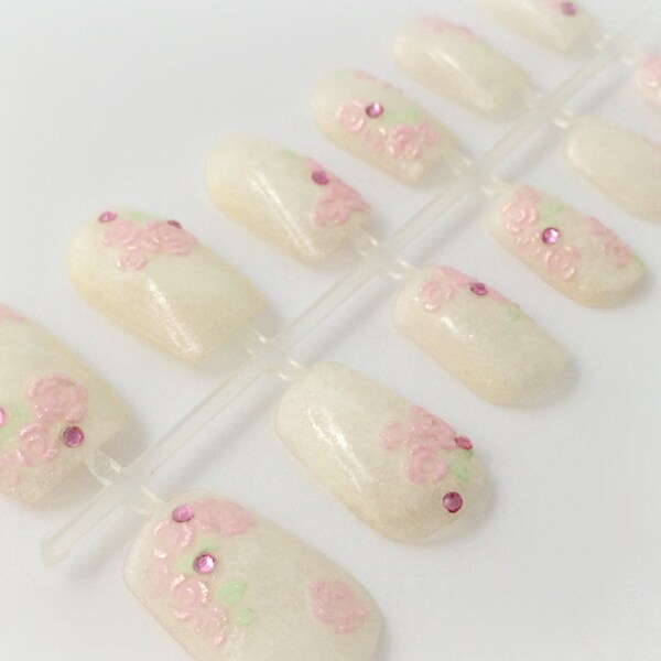 Bridal nails, pink roses wedding nails