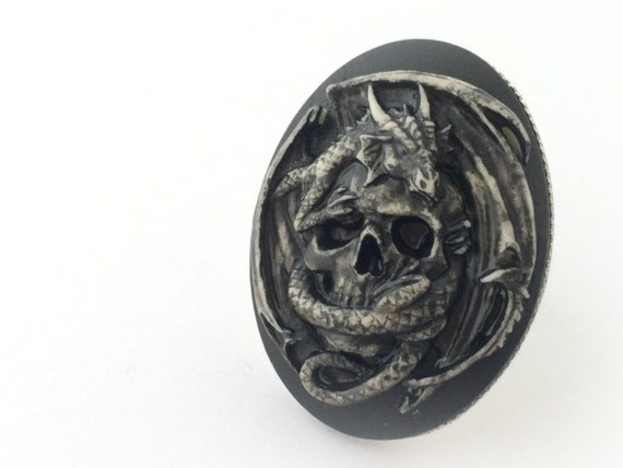 Resultado de imagen de dragon gotico ruso