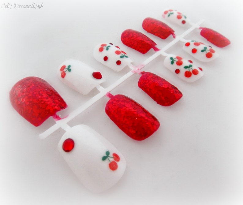 Cute cherry nails red glitter press on nails cute nail set. image 3