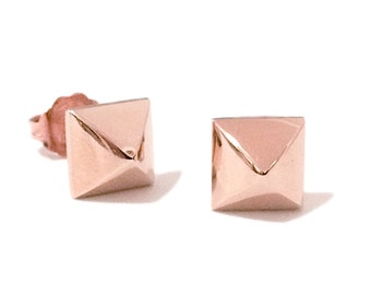 Gold spike studs Clearance