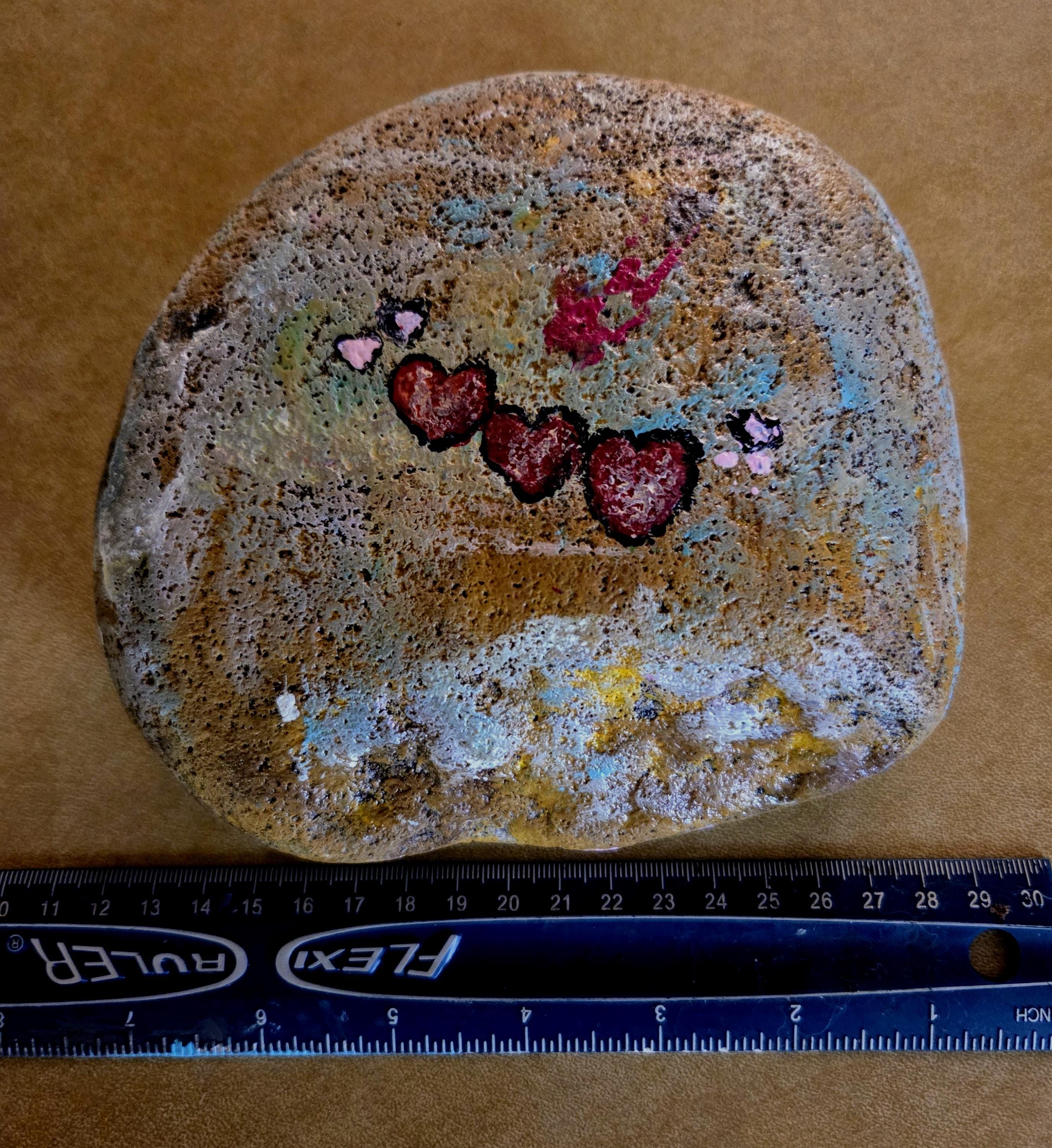 ハート型の手書き石 手描きのハート型エンジェルロック - 装飾石アート - Etsy 日本