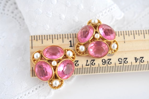 Vintage Weiss Pink Rhinestone & Pearl Clip Earrin… - image 2