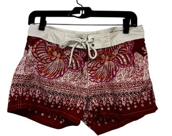 Pantaloncini da bagno GUESS da donna, taglia 27, rossi, con stampa floreale, a vita bassa, ideali per la spiaggia e il surf.