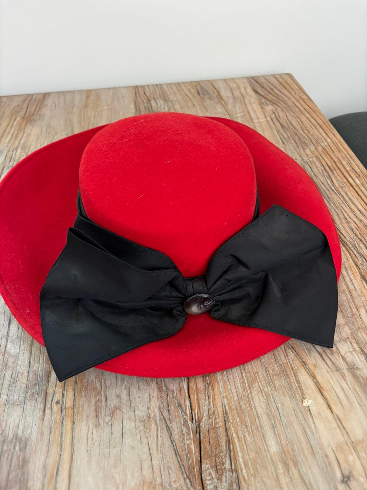 Michael Howard 100% Wool Red Hat Made in the U.S. A. With  display picture 3