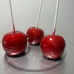 Custom Candy Apples • Handmade Party Favors, Birthday Treats