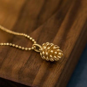 14k Real Gold Cute Detailed Christmas pine cone Pendant Charm for bracelet or necklace 219