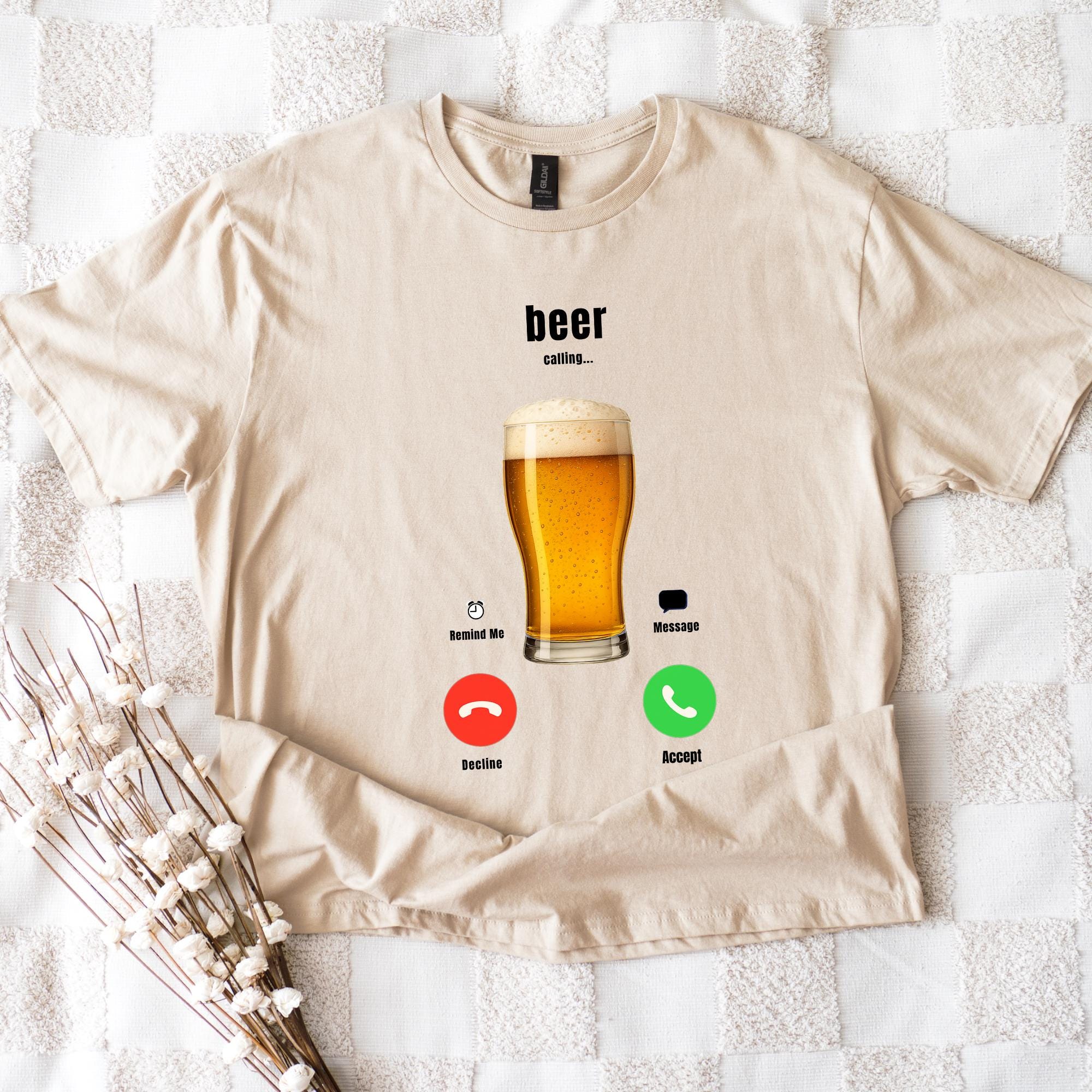 Funny T-Shirts Beer is Calling Me Funny Party Tshirt Novelty Men's Tee, gris oscuro, 4XL