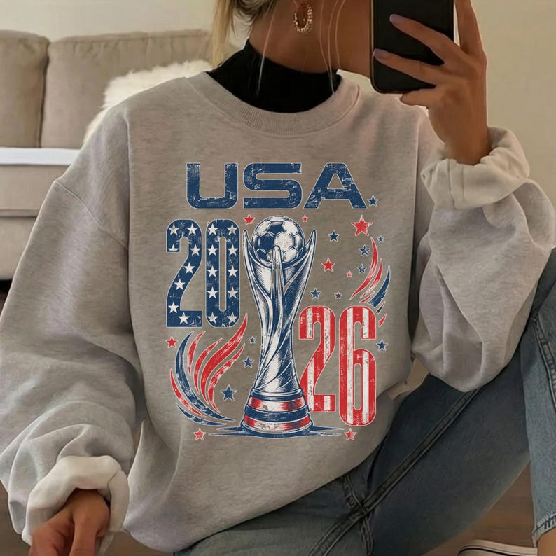 Retro USA 2026 fotbollsfantröja och hoodie, USA fotbollsvärld vintage-skjorta, amerikansk fotbollströja, fotbollsfanpresent, amerikansk fotbollspresent bild 3