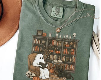 Confort Farben Retro Geist Lesebücher Hemd, Bibliothekar Geist Halloween Hemd, Halloween Lehrer Hemd, Halloween Hemd, Boo Schulhemd