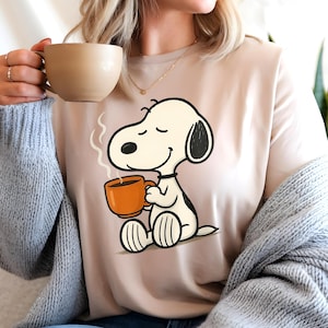 Süßes Kaffee Hunde T-Shirt - Entspannender Morgen Hunde Kunst | Geschenk für Kaffee Freunde