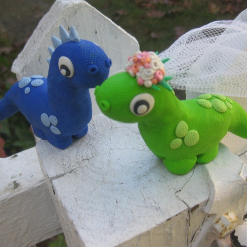 Custom Bride & Groom Dinosaur In love Wedding cake shops toppers