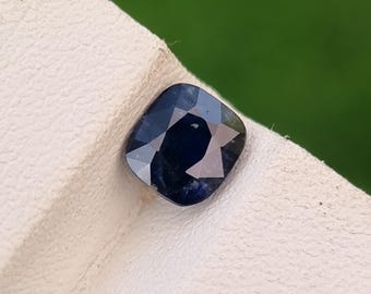 Kissenschliff Blauer Saphir | 1,83 ct Edelstein