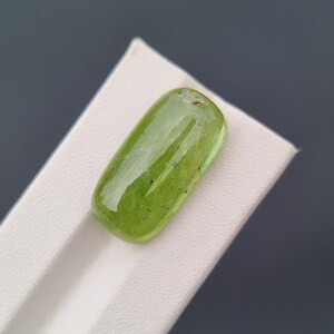 Peridot 17.02 Ct Cabochon – Natural Green Loose Gemstone from Pakistan