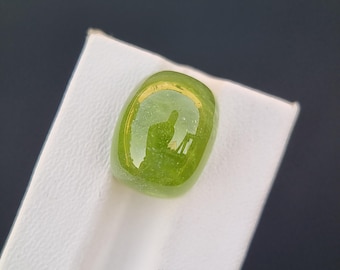 Natürlicher Grüner Peridot Cabochon 15,85 Ct | Unbehandelter Peridot aus Pakistan | Edelstein gefasst