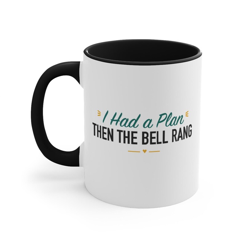Taza con detalles en negro: Tenía un plan, pero entonces sonó el timbre. imagen 1