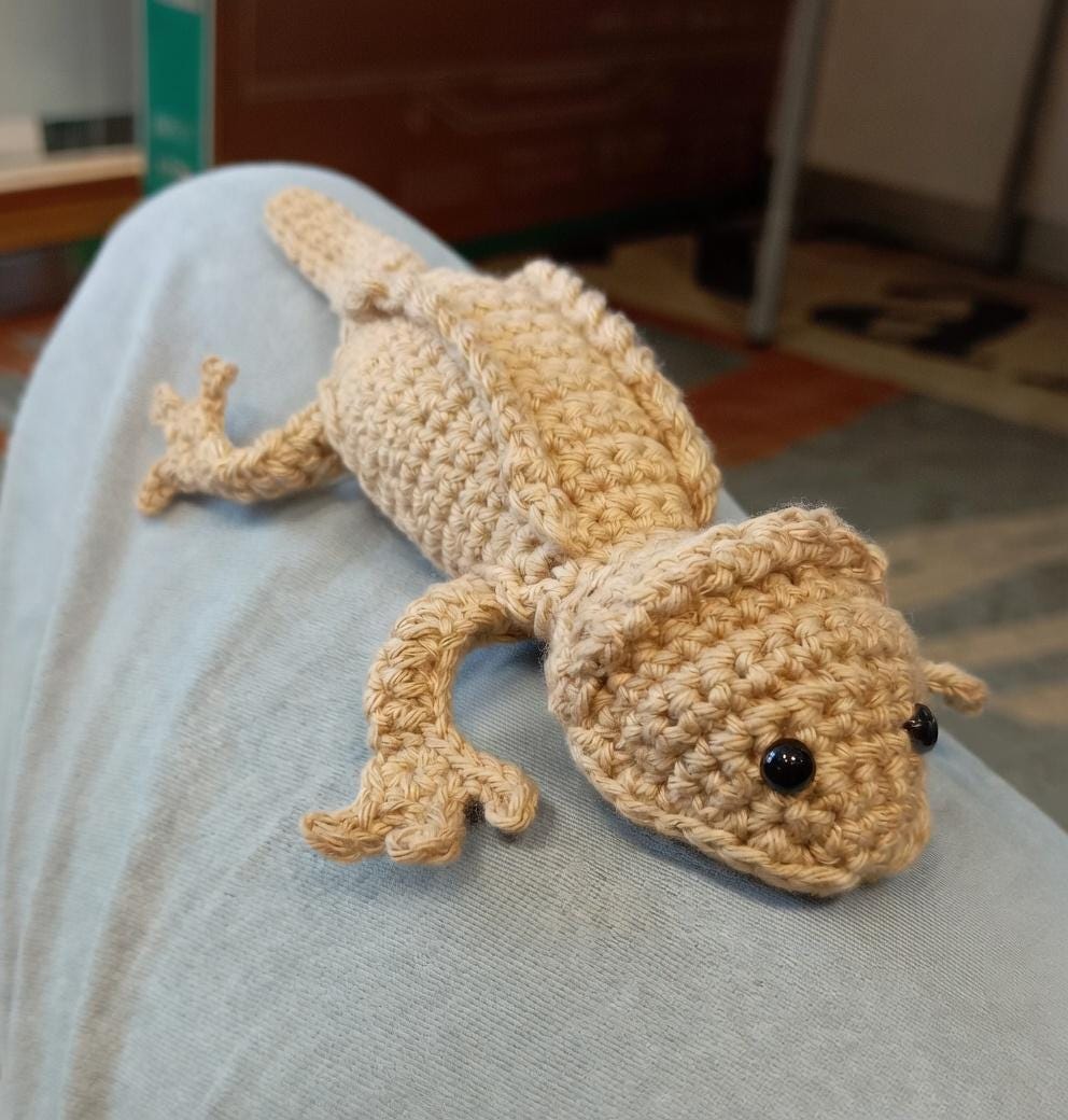 30 Bearded Dragon Crochet Patterns for Reptile Lovers, Gifts, and Plush Decor 10 Realistic Bearded Dragon Amigurumi Pattern