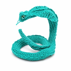 Gehäkelte Schlange mit Magnet – Auto Deko fürs Armaturenbrett, Amigurumi Schlange, Reptilien Geschenk, handgemachtes Unikat