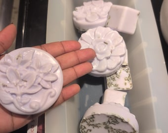 Woodland Lavender Botanical Soap | Lavender & Timber Patchouli Shea Butter Soap | Herbal Floral Bar | Griffin’s Garden