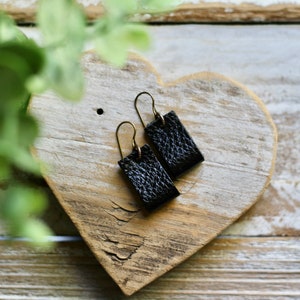 simple loop genuine leather earrings in shimmery black