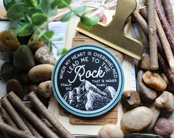 conducimi alla Roccia nero e verde acqua (Salmo 61:2) adesivo in vinile impermeabile