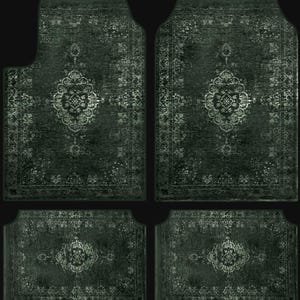 Puede incluir: Juego de cuatro alfombrillas para coche con un dise&ntilde;o de alfombra vintage desgastada. Las alfombrillas son de color verde oscuro con un patr&oacute;n floral ornamentado descolorido en tonos plateados y blancos. Incluye dos delanteras y dos traseras.