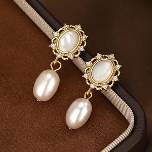 Natural Freshwater Pearl Earrings,Mother of Pearl Studs Drop Earrings,Wedding Earrings,Mother's Day Gift,Pearl Drop Earrings,Earring for her