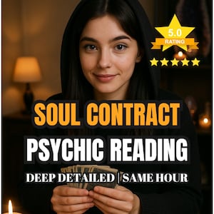 Puede incluir: Imagen de una mujer con una sudadera con capucha negra sosteniendo cartas del tarot. La superposición de texto dice "SOUL CONTRACT PSYCHIC READING DEEP DETAILED | SAME HOUR" con un gráfico de calificación de 5 estrellas.